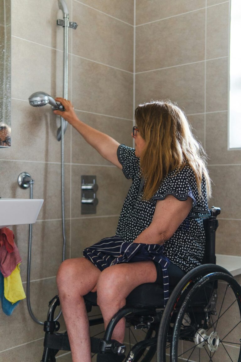 Best Shower Chairs and Transfer Benches for Seniors in 2026